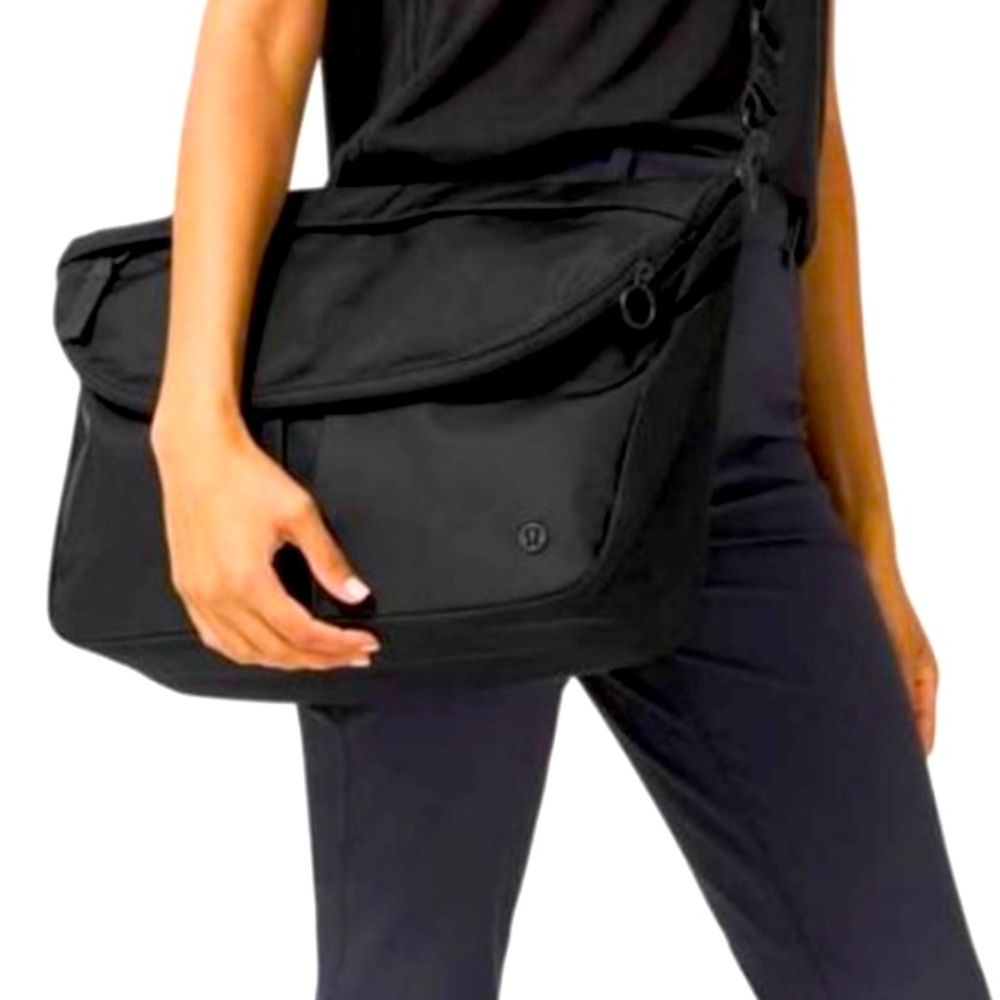 Lululemon Athletica All Night Festival Bag 10L Black